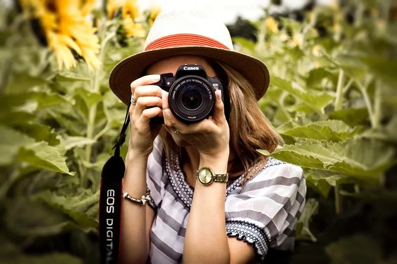 Ile zapłacisz za sesję u fotografa? Sprawdź ceny i uniknij nieprzyjemnych niespodzianek