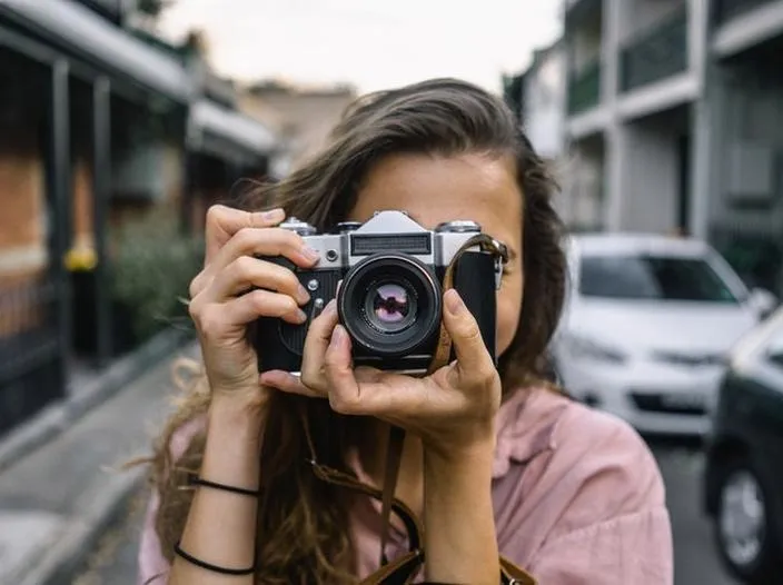Ile zarabia fotograf w Polsce — prawda i zaskakujące fakty o wynagrodzeniach