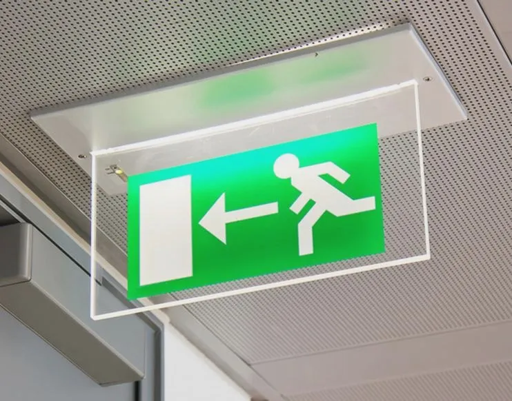 Kiedy warto zainwestować w oświetlenie ewakuacyjne?