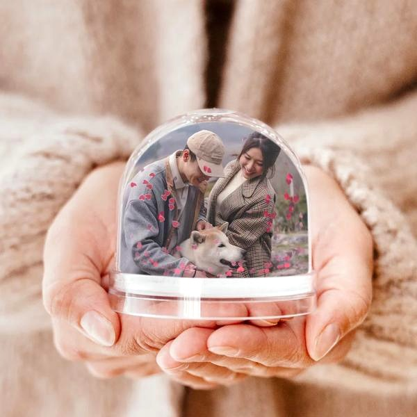 Personalizowana kula śnieżna ze zdjęciem – jak zamówić ją bez błędów?