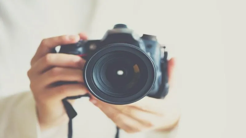 Szkoła fotografii: 10 trików, jak zrobić fajne zdjęcie w każdej sytuacji