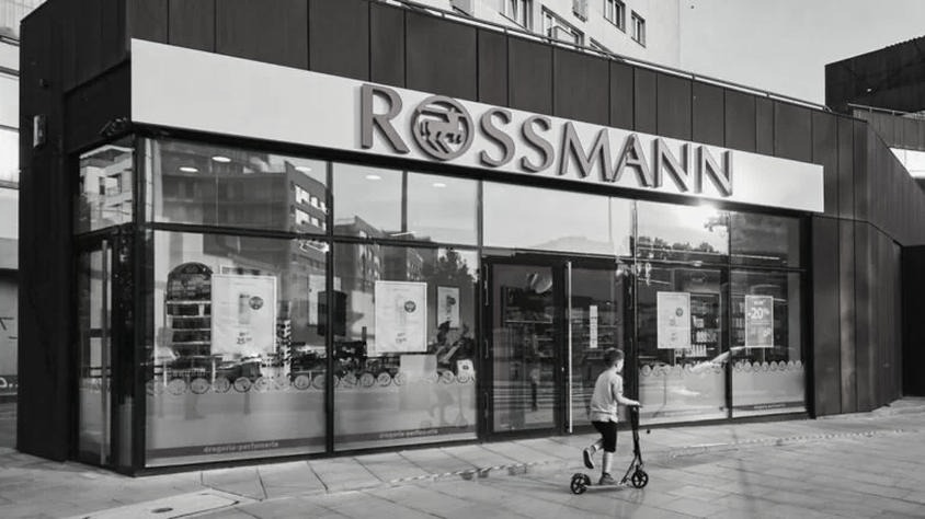 Zdjęcie do dowodu w Rossmannie – wydrukuj je poprawnie za pierwszym razem